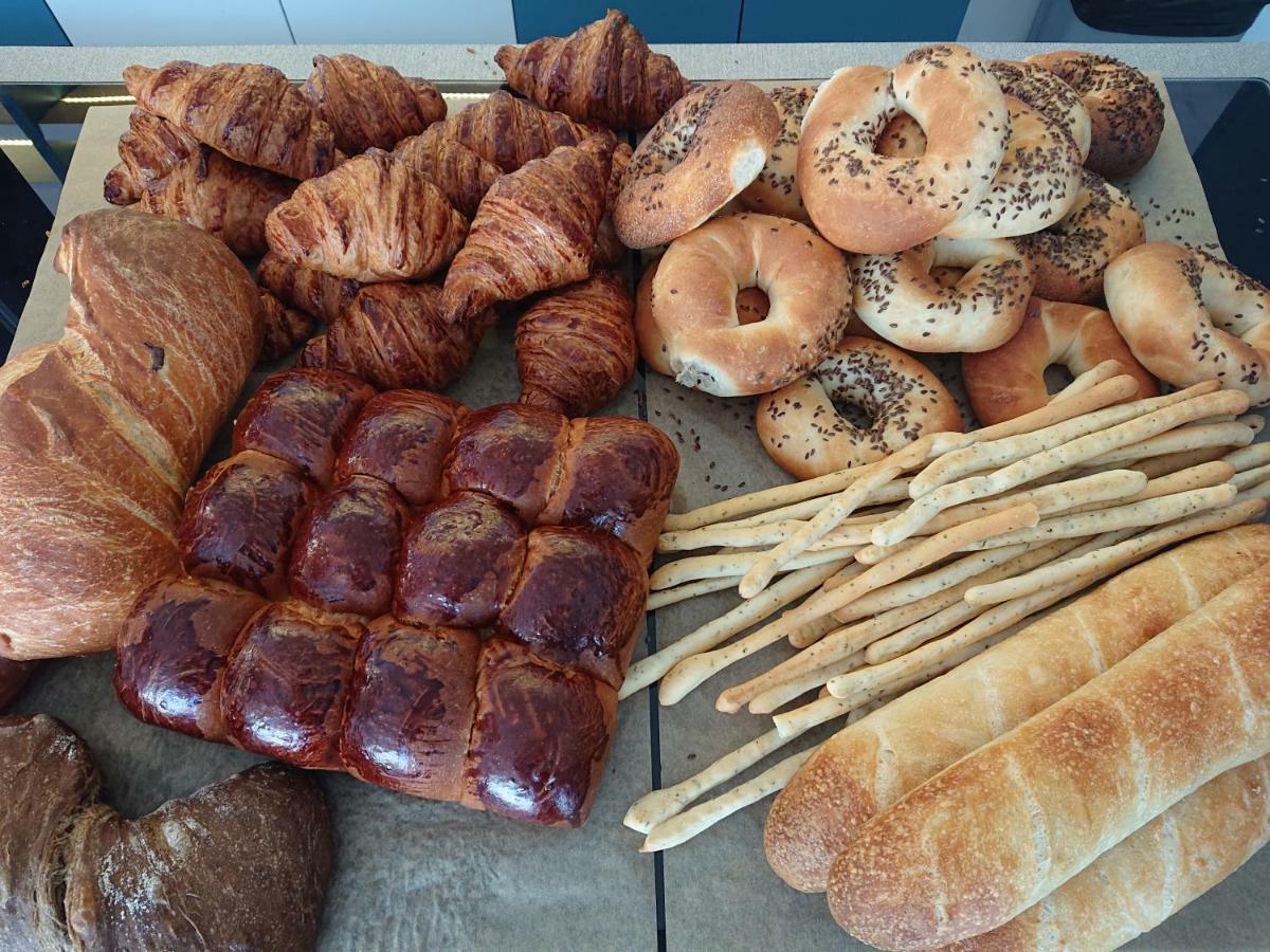 Апарт отель Old Town Bakery Мариямполе Экстерьер фото